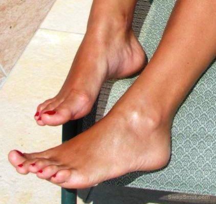 feet in face pov while fucking
