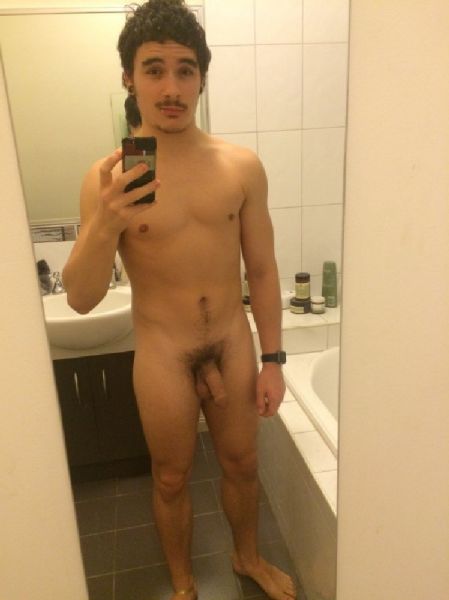 nude male big dick selfie