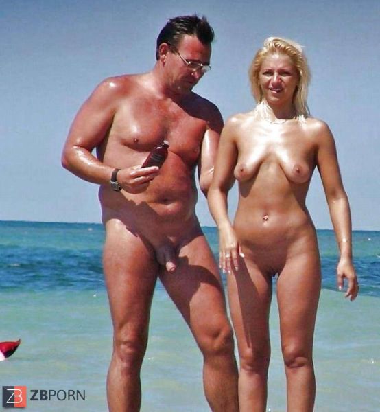nude beach women ass up