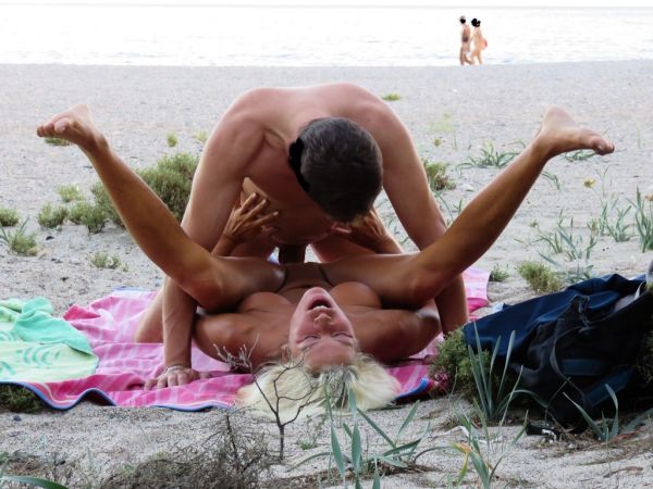pornstar nude beach
