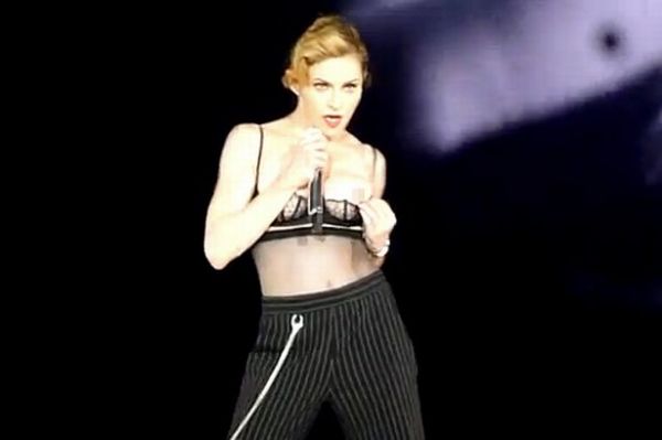 madonna sexy live concert pictures