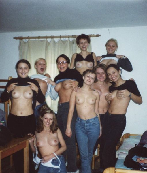 amateur group boobs swimsuit