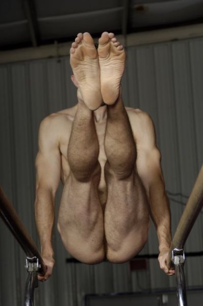 male gymnast arms