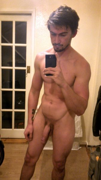 best naked male selfie