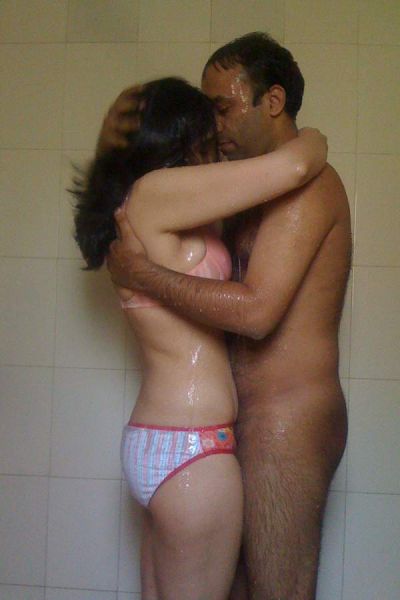 nude couples fingering