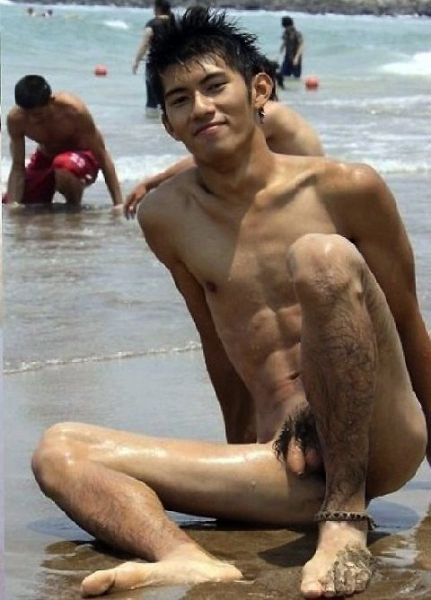 real gay nude beach