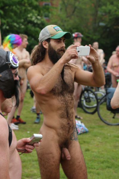 naked guy selfie cock