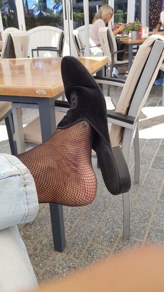 sexy mature women wearing pantyhose