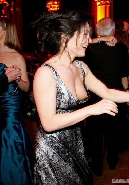 mature milf braless dress