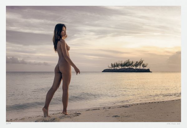 big ass women nude outdoors