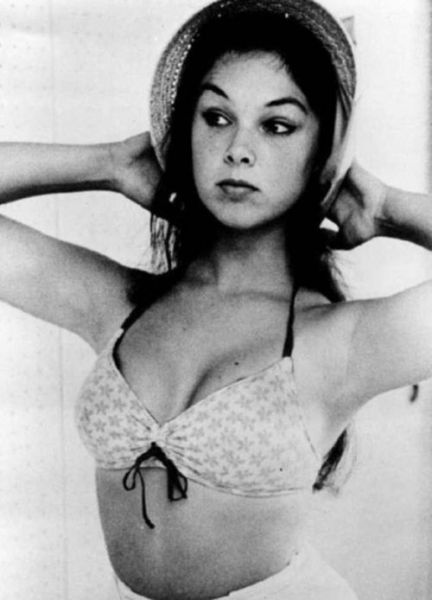 yvonne de carlo bio