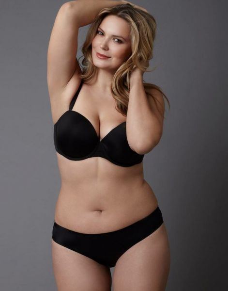 natural naked plus size women