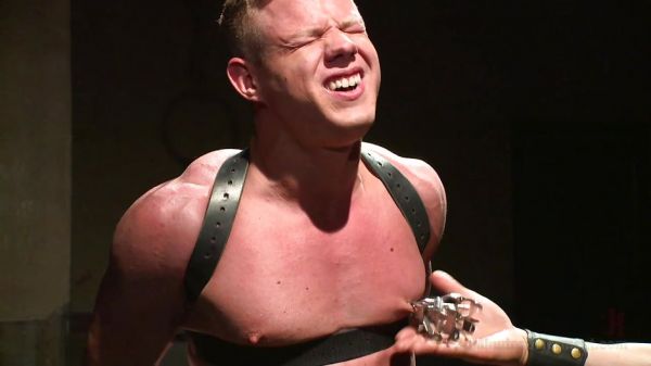 hardcore gay men bondage
