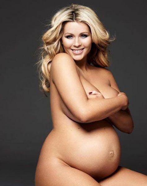 beautiful nude women stars