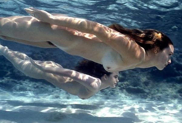 naked underwater art