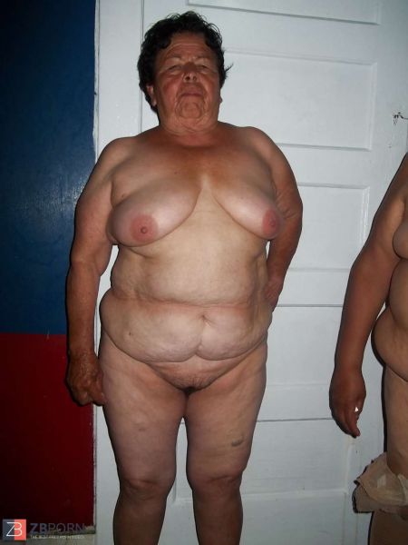 spreads bbw pussy
