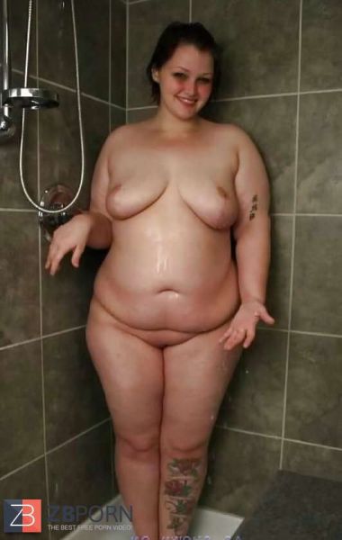 wet hot naked blondes