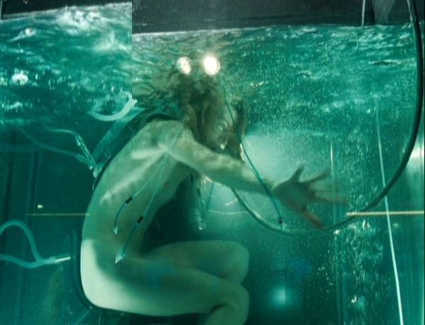 blue lagoon milla jovovich return to swimming