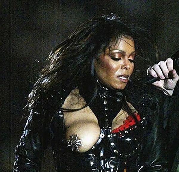 janet jackson tattoo