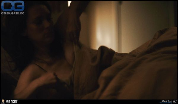 winona ryder dracula see
