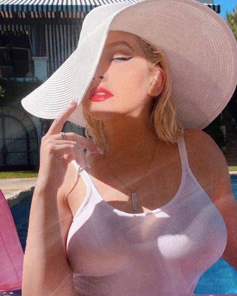 christina aguilera dirty pics