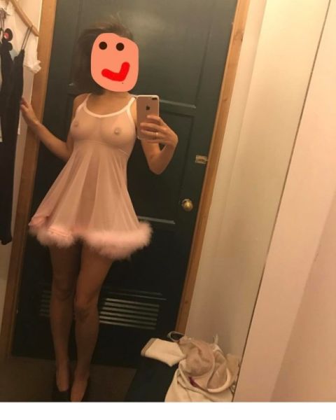 nude blonde