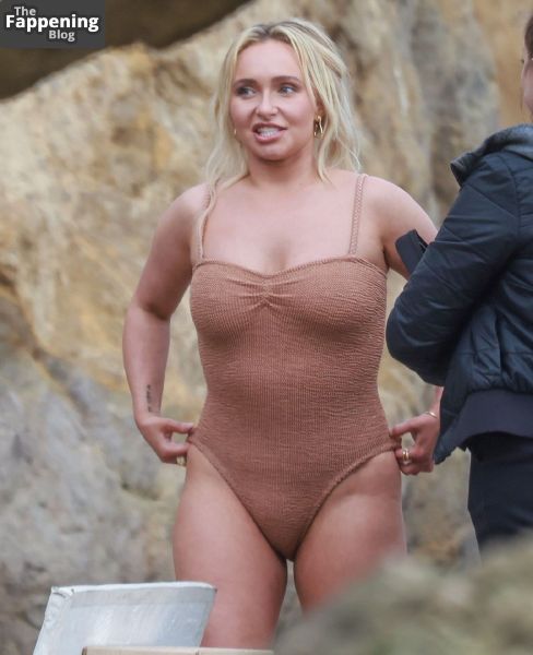a blowjob pic from hayden panettiere s