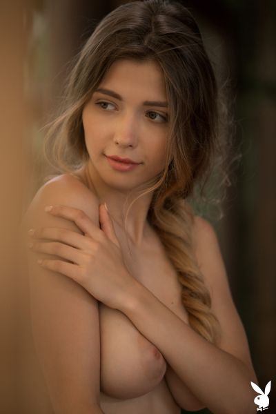 cute busty nude