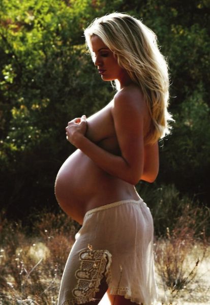portraits of pregnant women