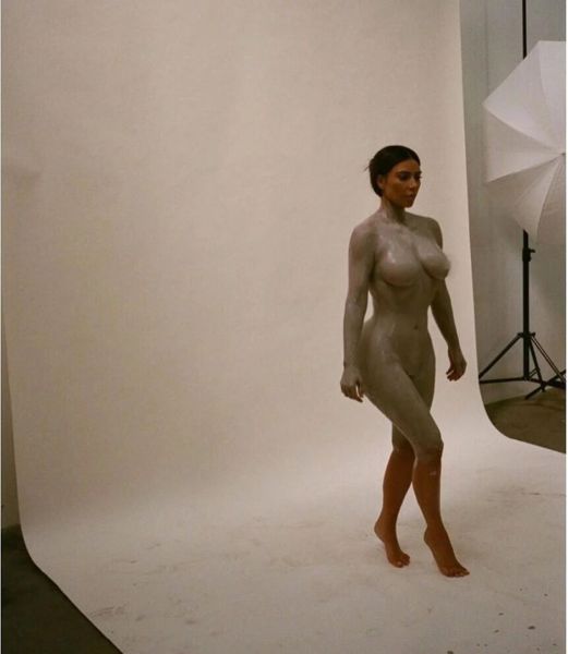 kim kardashian arrives glastonbury