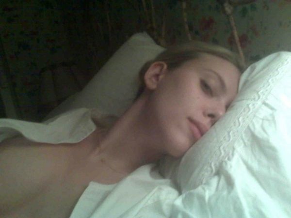 scarlett johansson hair color
