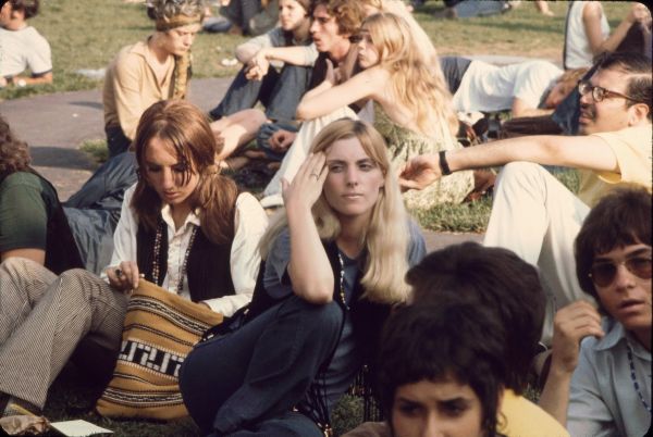 woodstock festival animation