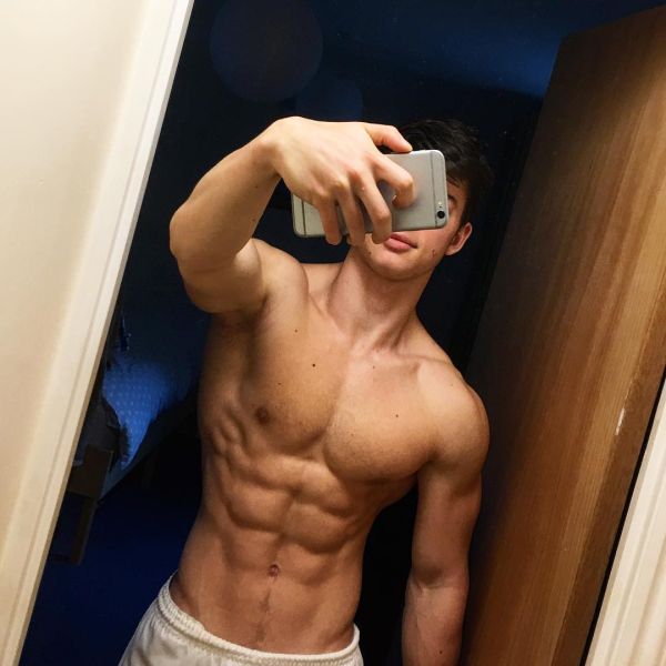 men no abs