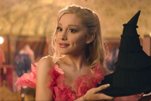 glinda popular ariana