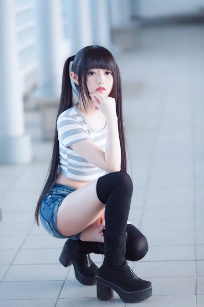 flicker thailand tight shorts