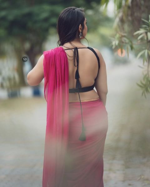 modern saree style