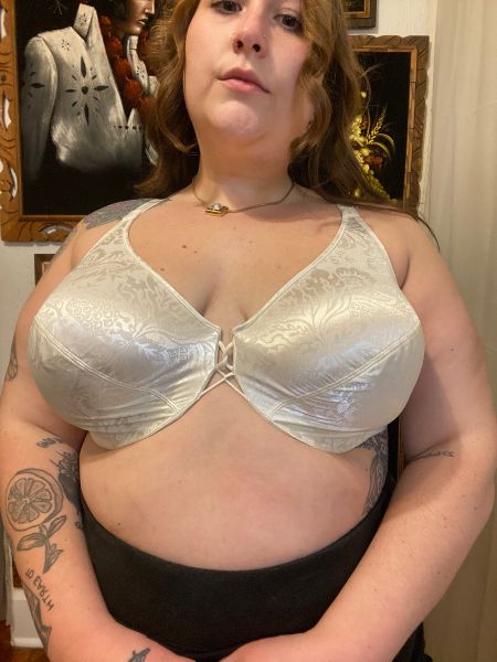 full size pretty bras