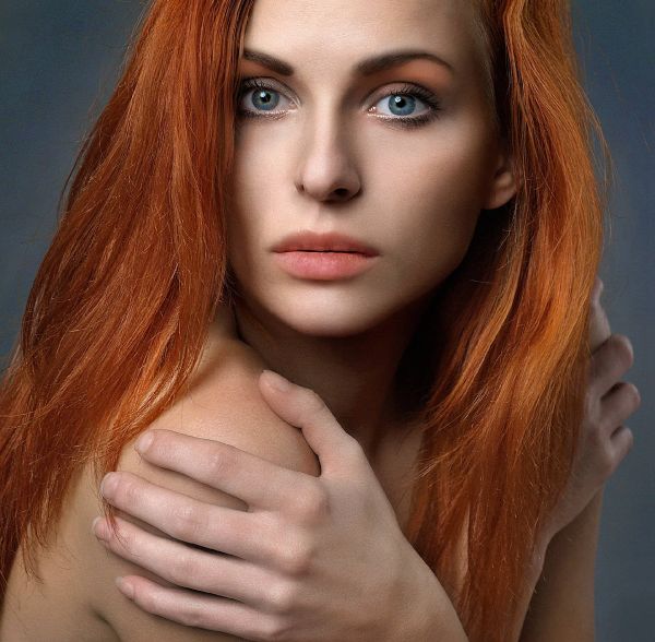 beautiful irish woman with red hair