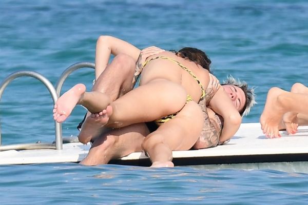 bella thorne facts