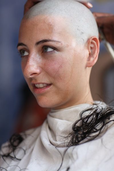 bald head haircut