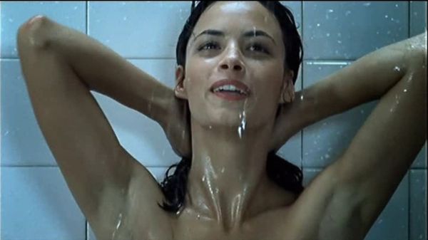 berenice bejo in a bikini