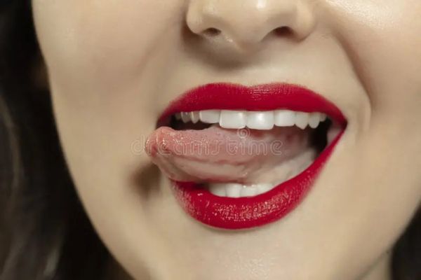 world record longest tongue