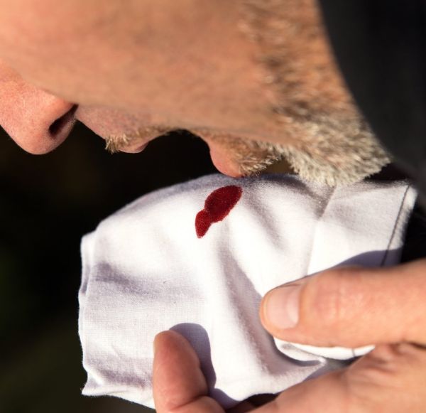 bleeding teeth hurt