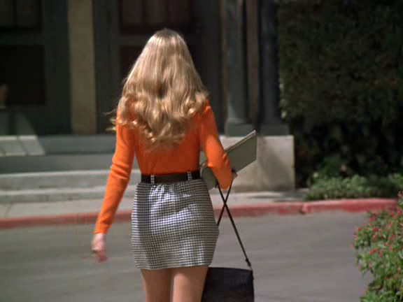brady bunch cindy legs
