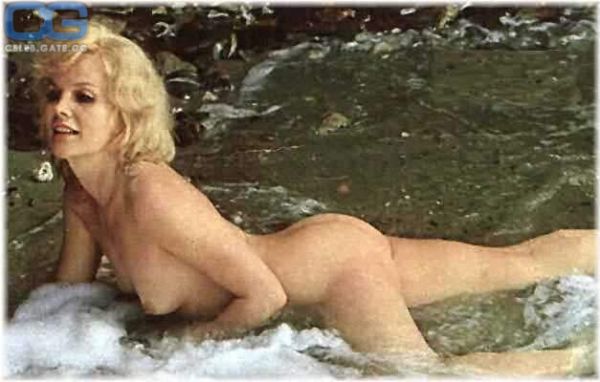 pictures of carol baker