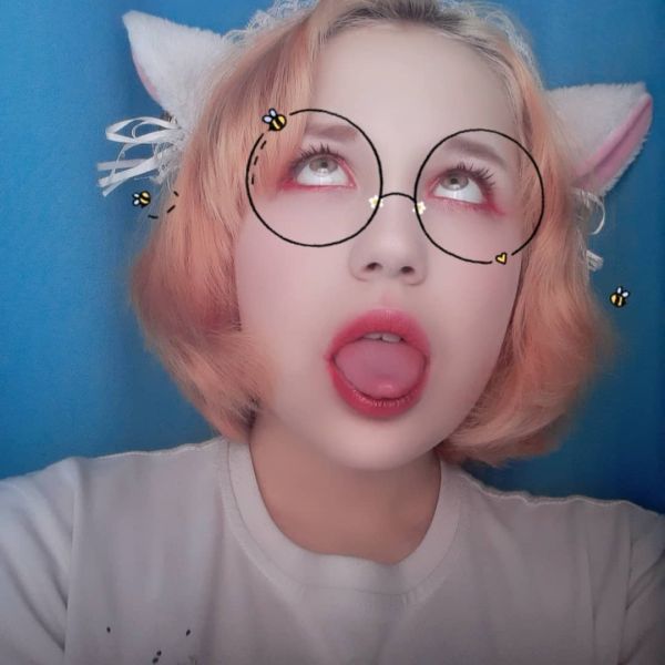 cat human face meme