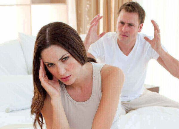 how to catch my husband cheating on his phone