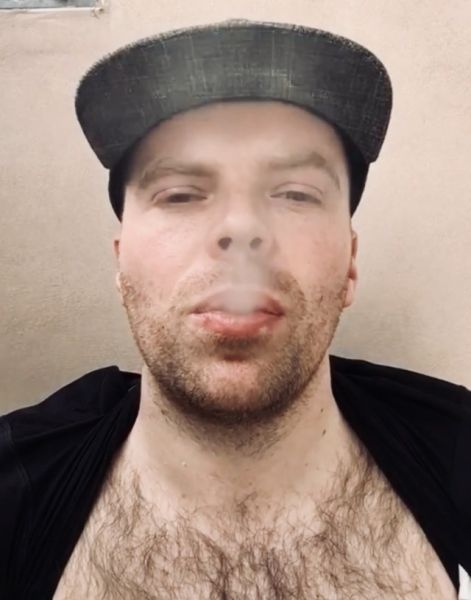 pink smoking