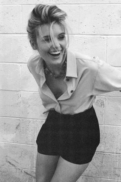 pictures of classy woman