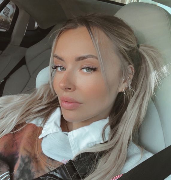 instagram story